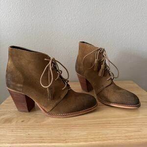 NWOB Crevo Sumerset Tassle Lace Up Leather Suede Heel Ankle Booties Boots Sz 8